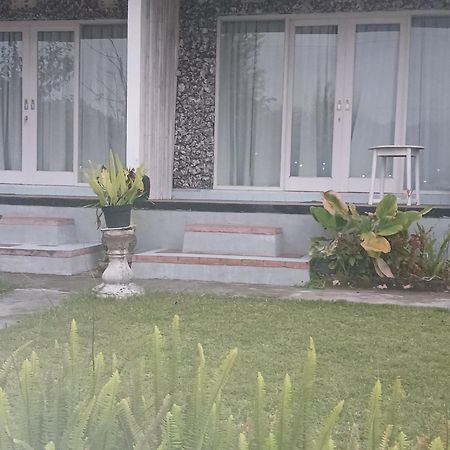 Gill Lake Batur Kubupenlokan Exterior photo