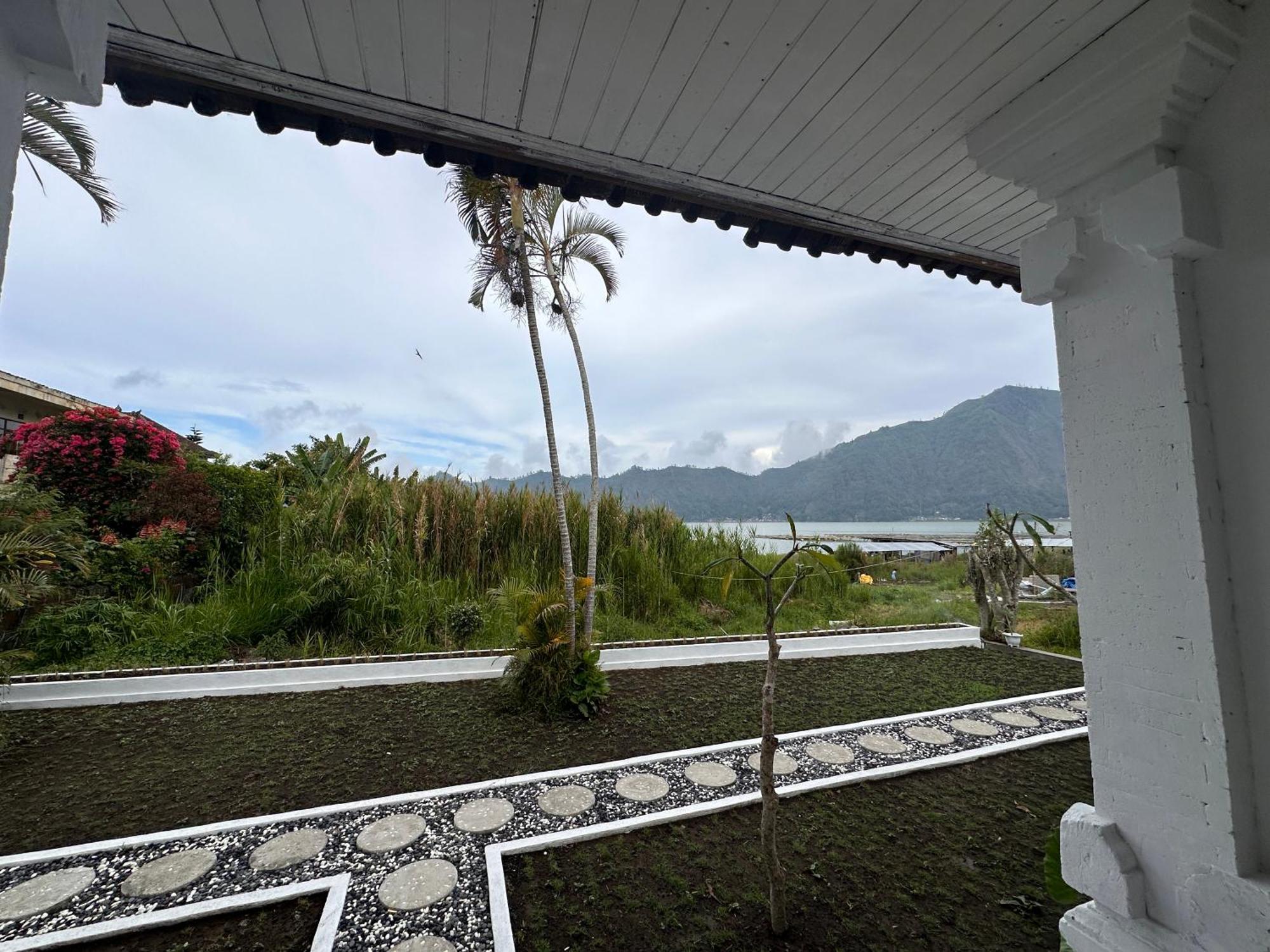 Gill Lake Batur Kubupenlokan Exterior photo